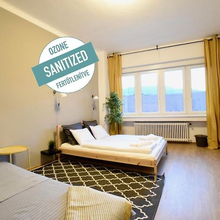 Budget Apartment By Hi5 - Vaci Street 44 Budapest Eksteriør bilde