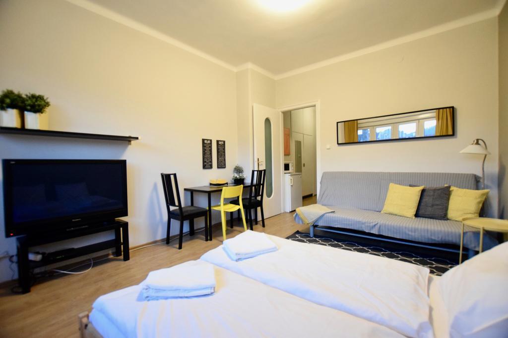 Budget Apartment By Hi5 - Vaci Street 44 Budapest Eksteriør bilde