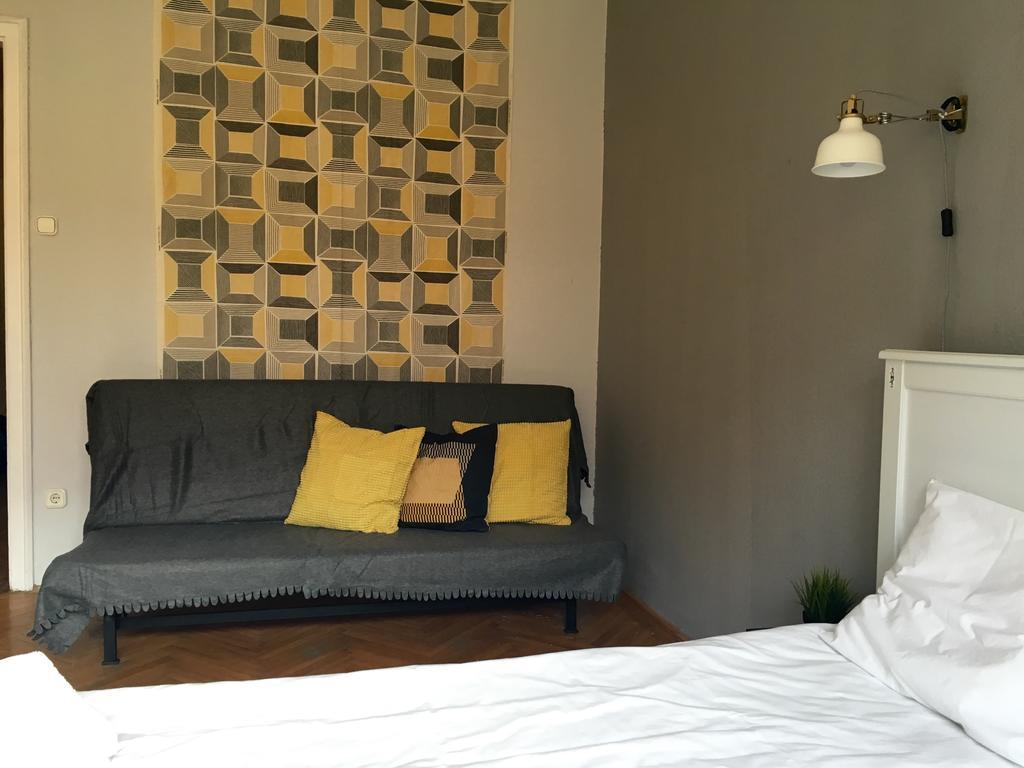 Budget Apartment By Hi5 - Vaci Street 44 Budapest Eksteriør bilde