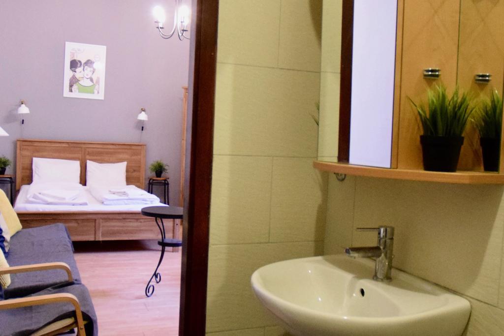 Budget Apartment By Hi5 - Vaci Street 44 Budapest Eksteriør bilde